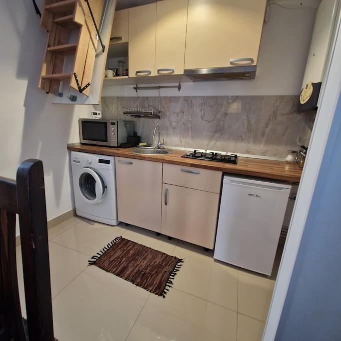 Apartament In Zona Catedralei Mitropolitane Iasi Eksteriør bilde